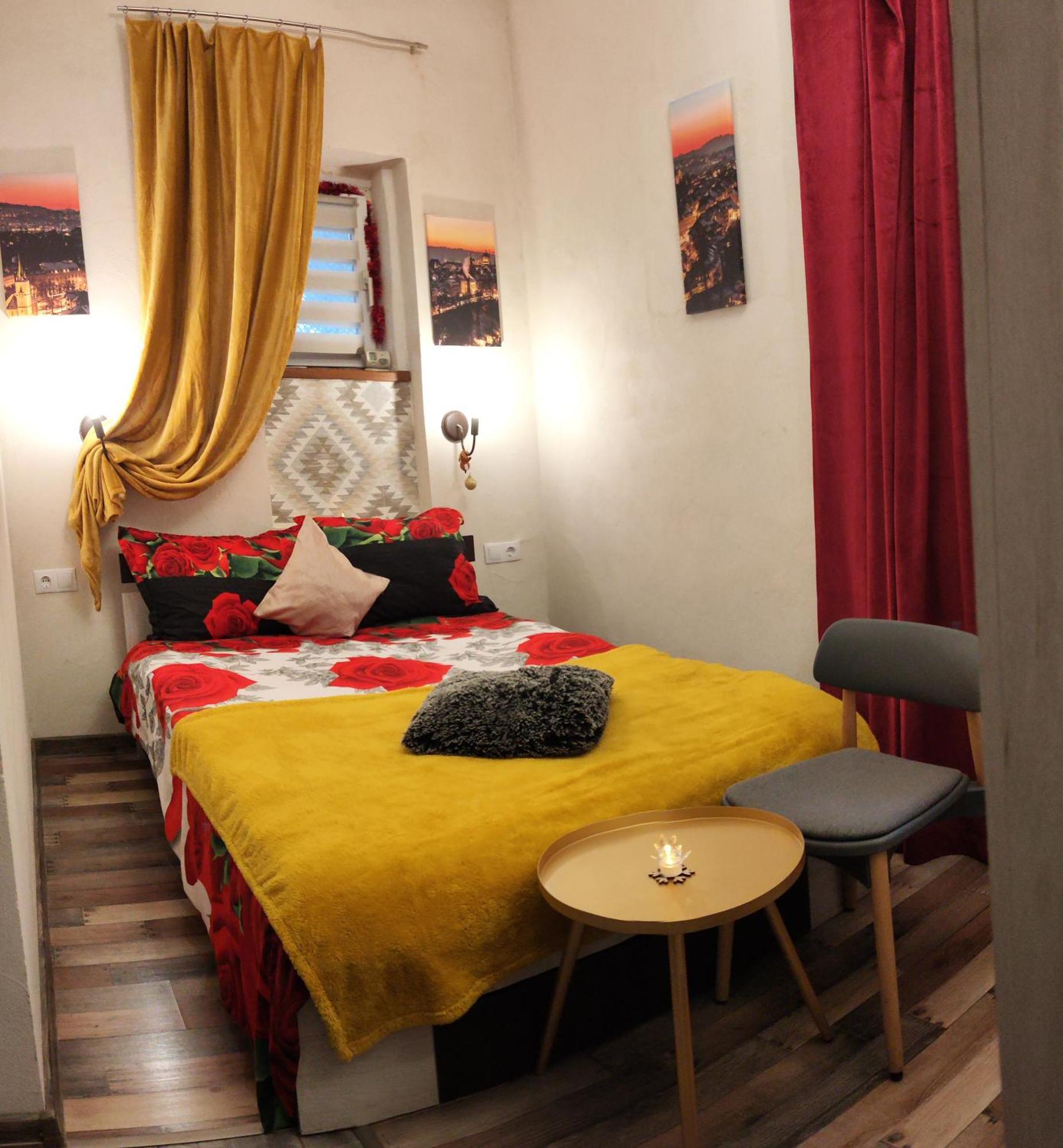 Old City Romantic Studio 布拉索夫 客房 照片